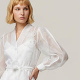 WHITE LONG DRESS WITH BEIJING SLEEVES AND FLOWER APPLICATED